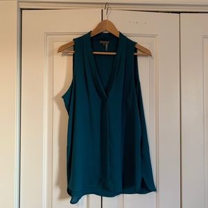 Ladies Vince Camuto sleeveless top